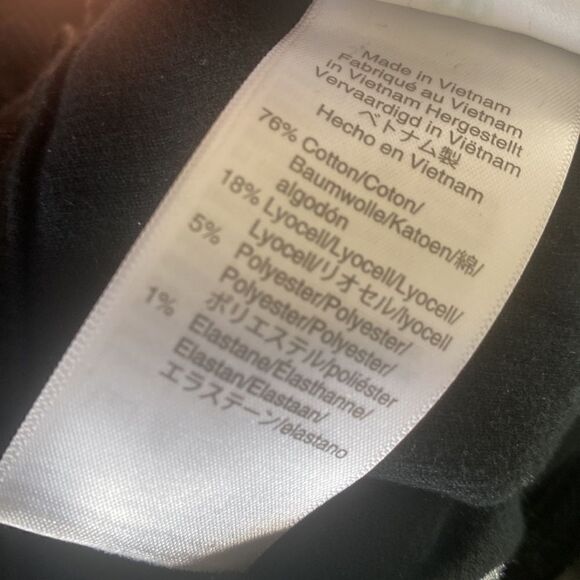 J. Crew Black 9” Vintage Straight Corduroy Pants 26 - Picture 6 of 6